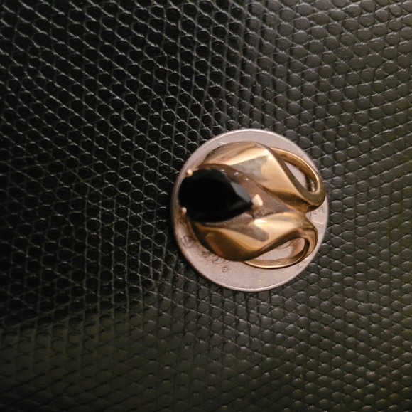 10K Gold Onyx Pendant - Picture 8 of 10
